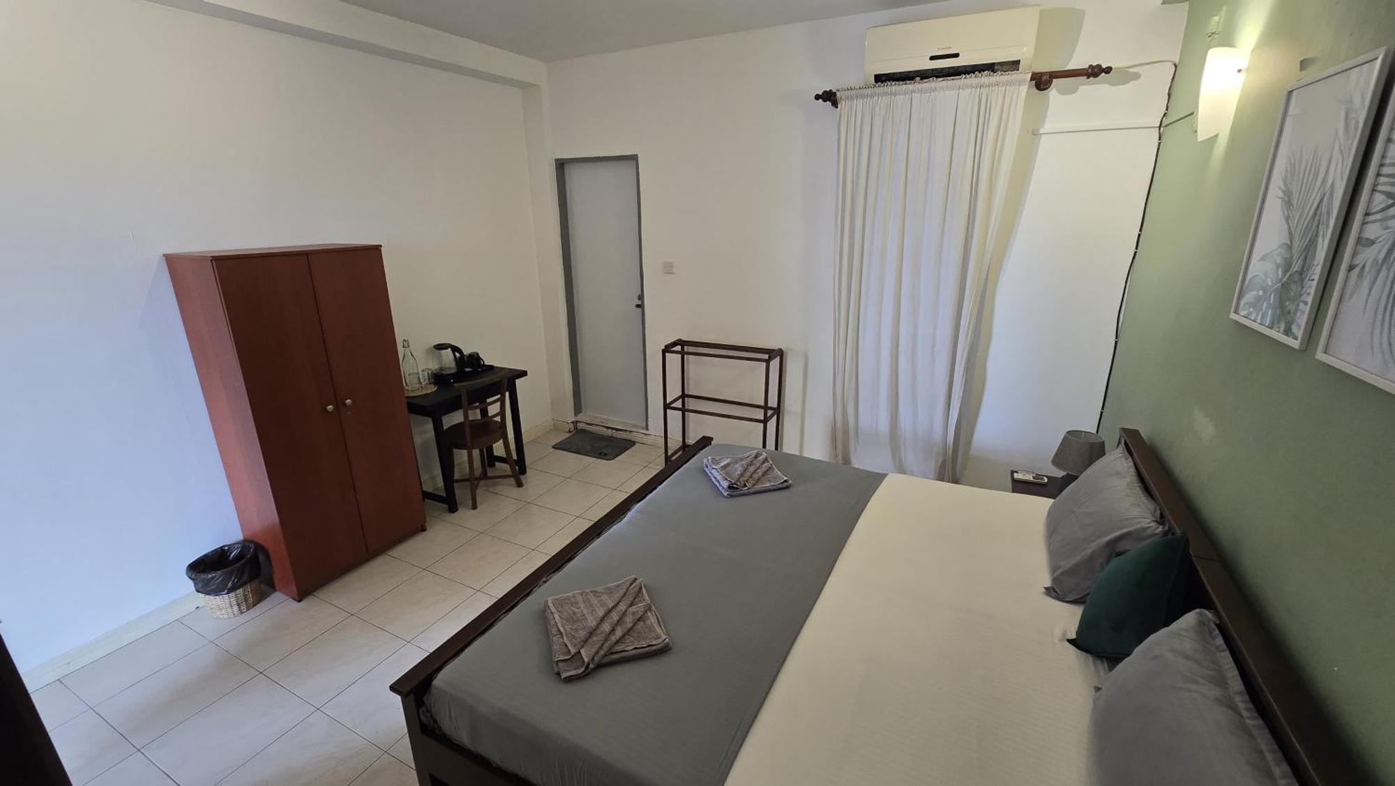 Palmyrah Residencies Hotel Kolombo Bagian luar foto